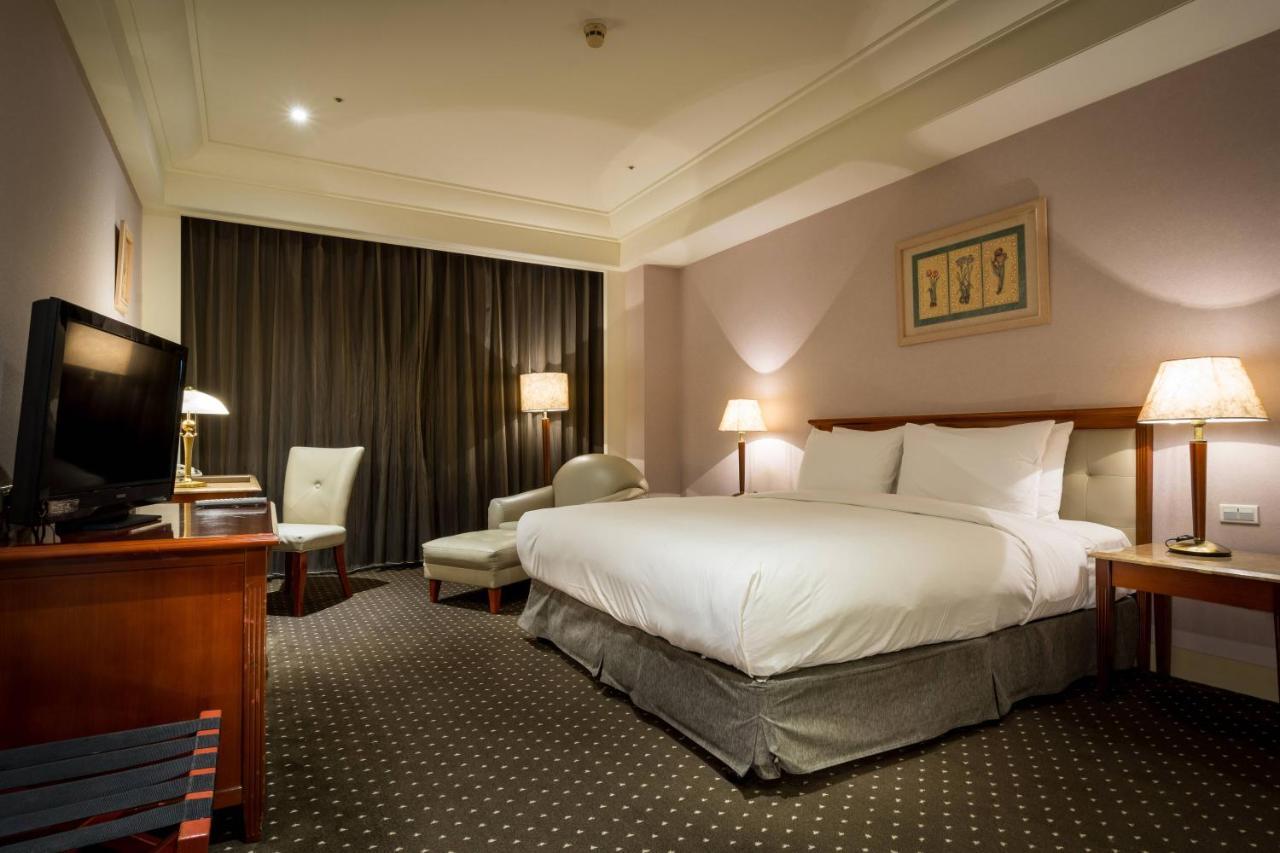 Grand View Hotel Yuanlin Room photo