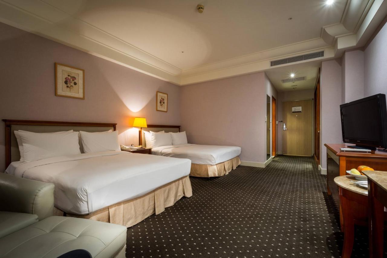 Grand View Hotel Yuanlin Room photo